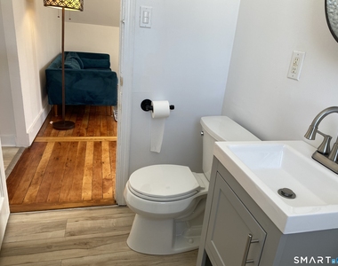 51 Indian Neck Avenue - Photo Thumbnail 8
