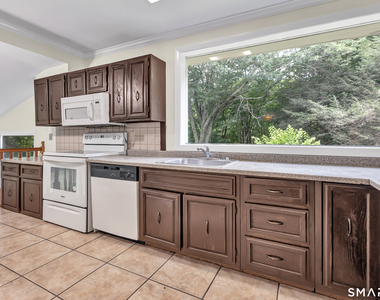 21 Old Redding Road - Photo Thumbnail 33