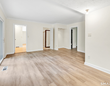 21 Old Redding Road - Photo Thumbnail 24