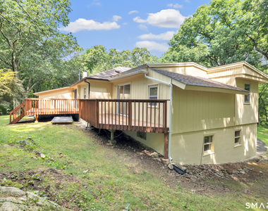 21 Old Redding Road - Photo Thumbnail 11