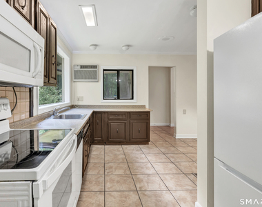 21 Old Redding Road - Photo Thumbnail 34