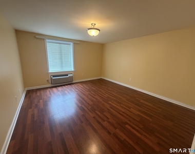 1460 Elm Street - Photo Thumbnail 9