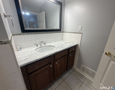 1460 Elm Street - Photo Thumbnail 12