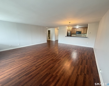 1460 Elm Street - Photo Thumbnail 7