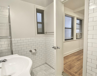 Midtown East - Photo Thumbnail 11