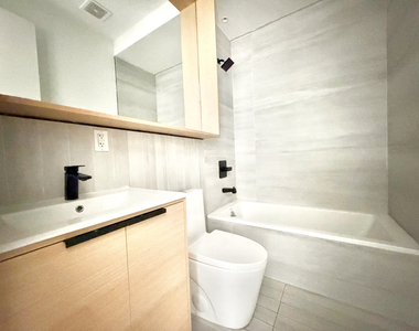 978 Bedford Avenue - Photo Thumbnail 4