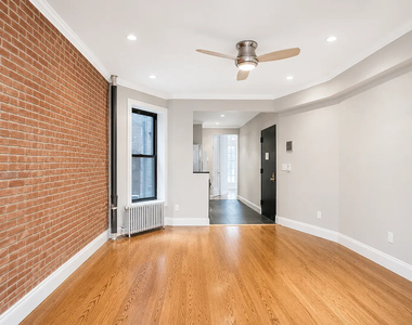 171 East 102nd Street - Photo Thumbnail 2