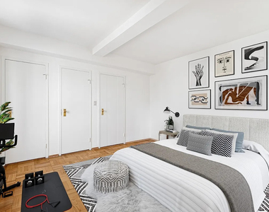 515 East 14th Street - Photo Thumbnail 2