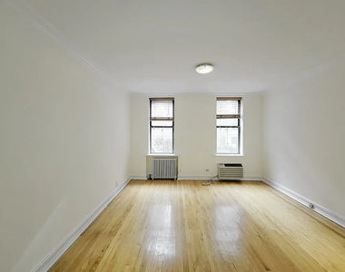241 East 46th Street - Photo Thumbnail 1