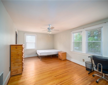 101 Crittenden Boulevard - Photo Thumbnail 8