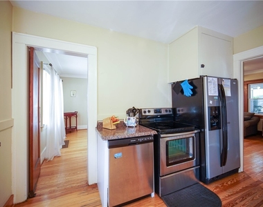 101 Crittenden Boulevard - Photo Thumbnail 5