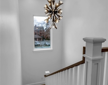 240 Lakefront Boulevard - Photo Thumbnail 23
