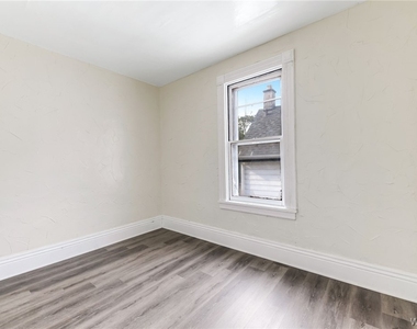 76 Chester Street - Photo Thumbnail 13