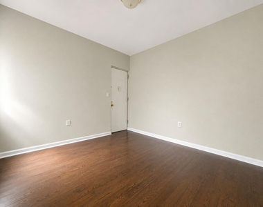 2254 5th Avenue - Photo Thumbnail 2