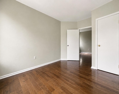 2254 5th Avenue - Photo Thumbnail 5