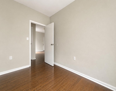 2254 5th Avenue - Photo Thumbnail 9