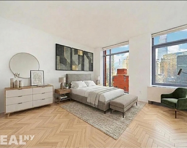 East 34th Street - Photo Thumbnail 4