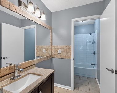 1024 Wiltshire Way - Photo Thumbnail 12