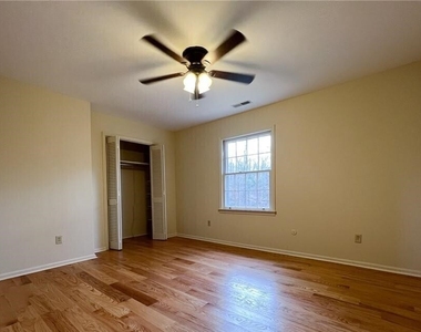 195 Deerfield Road - Photo Thumbnail 14