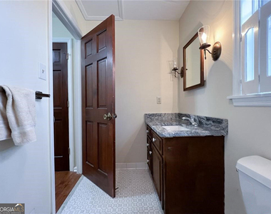195 Deerfield Road - Photo Thumbnail 12