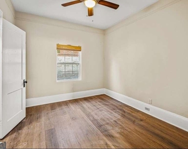 684 S Elizabeth Place S - Photo Thumbnail 8