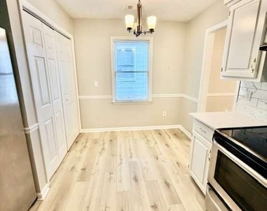 2512 Water Oak Drive - Photo Thumbnail 4