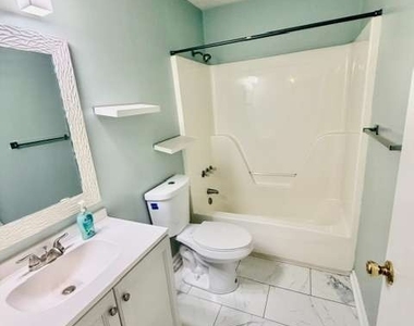 2512 Water Oak Drive - Photo Thumbnail 5