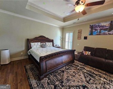 10924 Waters Road - Photo Thumbnail 21