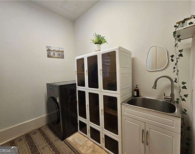 10924 Waters Road - Photo Thumbnail 18