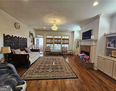 10924 Waters Road - Photo Thumbnail 12