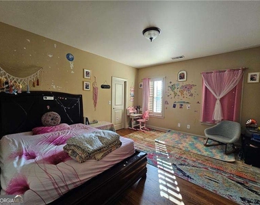 10924 Waters Road - Photo Thumbnail 34