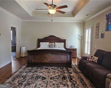 10924 Waters Road - Photo Thumbnail 20