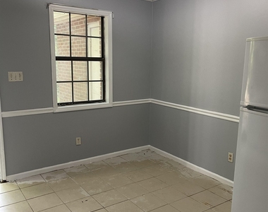 150 Hunters Lane - Photo Thumbnail 6