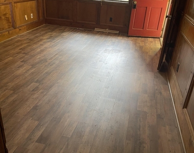 150 Hunters Lane - Photo Thumbnail 4