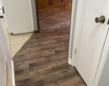 150 Hunters Lane - Photo Thumbnail 13