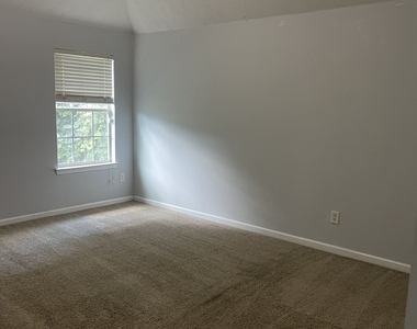 11053 Aliyah Drive - Photo Thumbnail 35