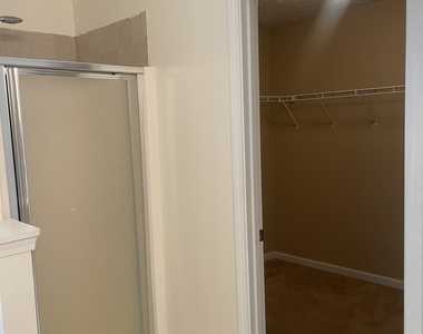11053 Aliyah Drive - Photo Thumbnail 19