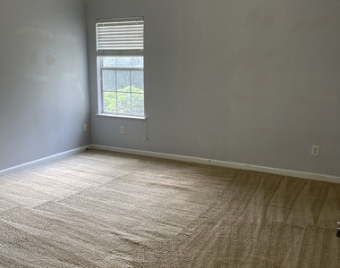 11053 Aliyah Drive - Photo Thumbnail 32