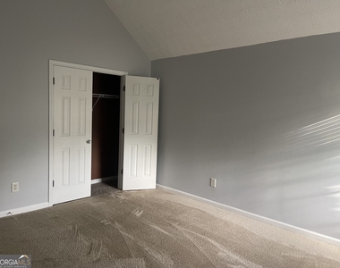 11053 Aliyah Drive - Photo Thumbnail 22