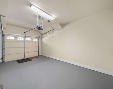 205 16th Street Nw - Photo Thumbnail 7