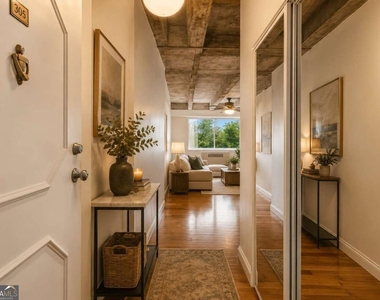 2479 Peachtree Road Ne - Photo Thumbnail 1