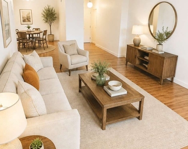 2479 Peachtree Road Ne - Photo Thumbnail 2