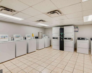 2479 Peachtree Road Ne - Photo Thumbnail 16