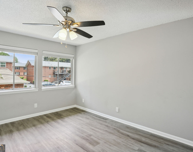 4266 Roswell Road Ne - Photo Thumbnail 10