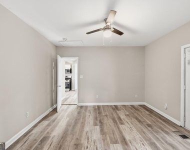 3024 Grand Avenue Sw - Photo Thumbnail 14