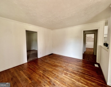 145 Herring Street - Photo Thumbnail 3