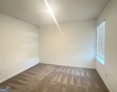 205 Bald Avenue - Photo Thumbnail 17