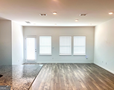205 Bald Avenue - Photo Thumbnail 1