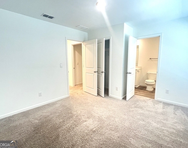 205 Bald Avenue - Photo Thumbnail 13