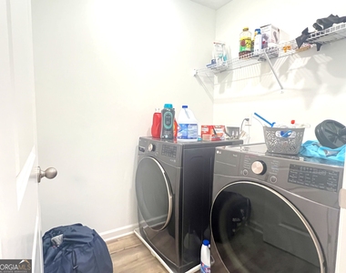 205 Bald Avenue - Photo Thumbnail 10